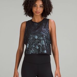 NWT Logo Flourish Black Iridescent Foil tank